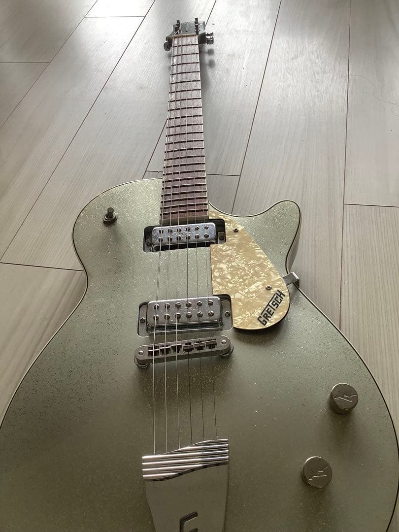 GRETSCH （替え弦・アンプコード付き）グレッチ　エレキギター