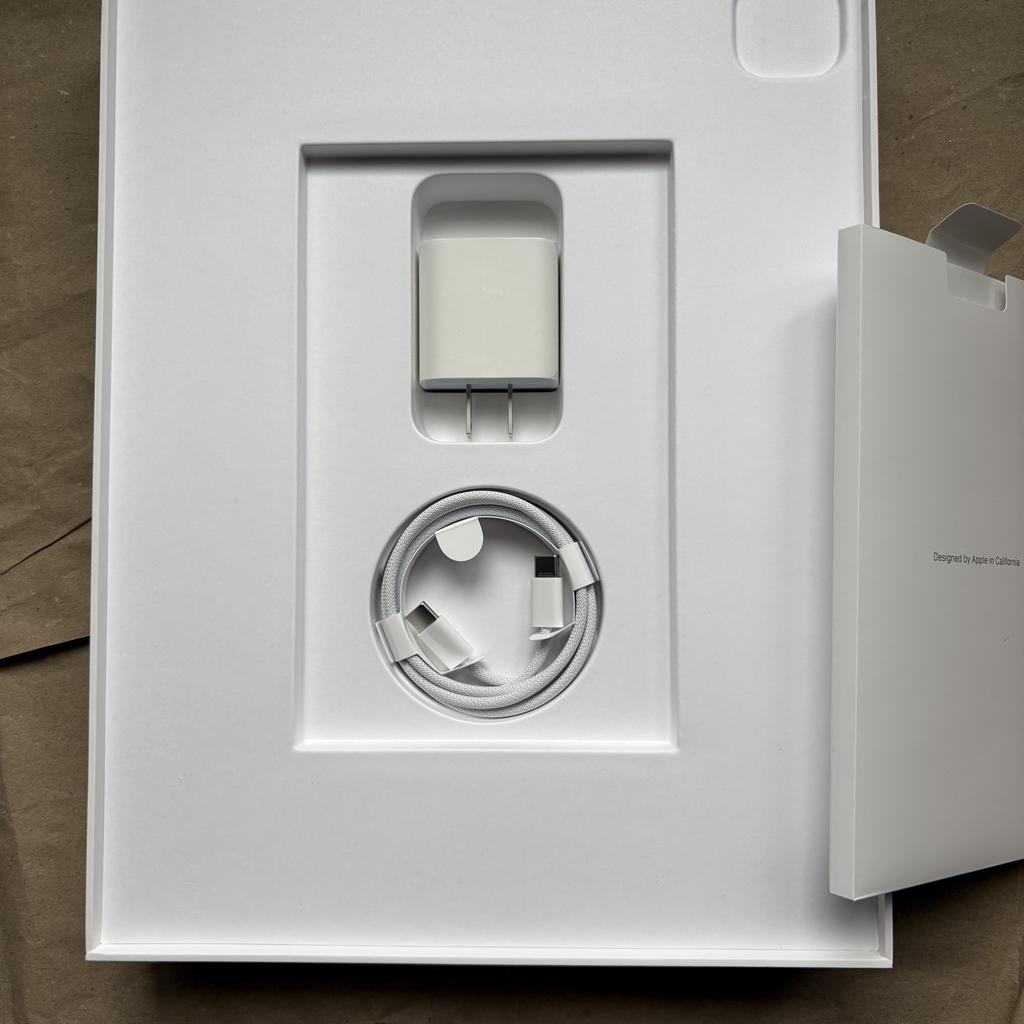 iPad Pro 13インチ M4 Wi-Fiモデル 256GB シルバー