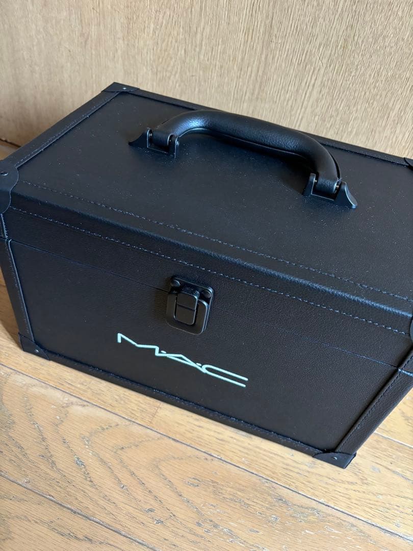 《新品未使用》ノベルティ　MAC　 Mac　マック　メイクボックス