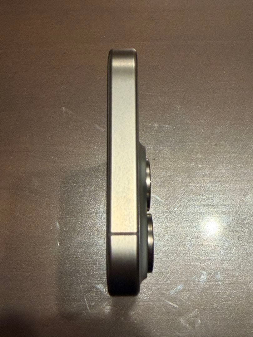 iPhone 15 Pro 128GB ナチュラルチタニウム SIMフリー