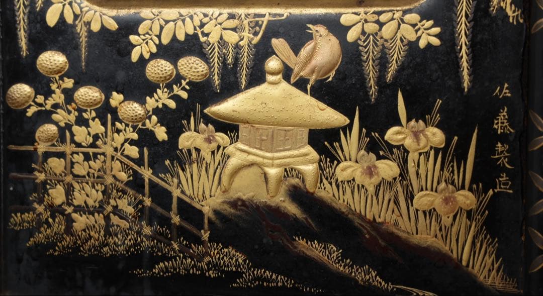 【佐藤製造】家型 御殿型 蒔絵 金蒔絵 漆塗 香箱 御香棚 香道具 茶弁当 骨董