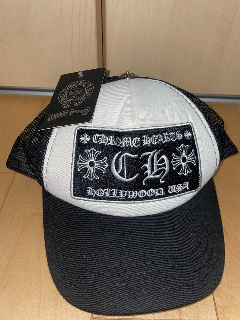Chrome Hearts トラッカーキャップ ホワイト/ブラック