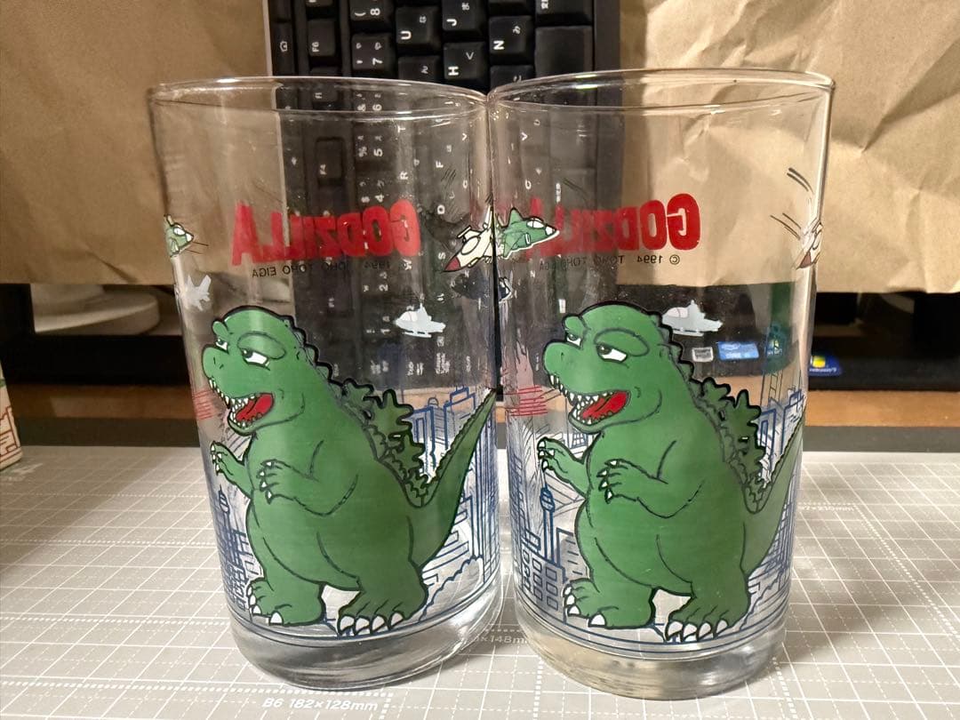 ゴジラ　タンブラーペア　コップ　グラス　レトロ　GODZILLA