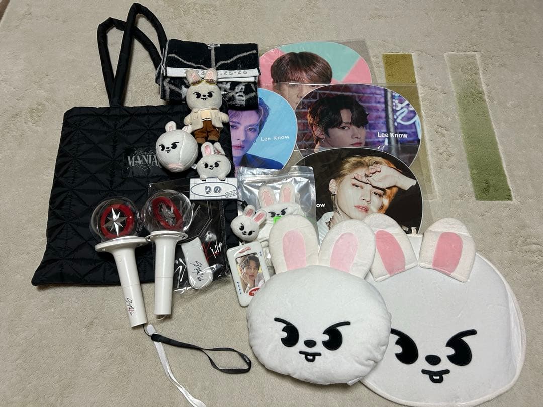 スキズ リノ skzoo まとめ売り ペンライト うちわカバー ぬいぐるみ