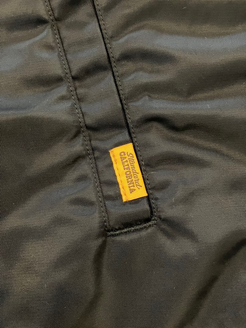 スタンダードカリフォルニア　ロゴパッチコーチジャケット