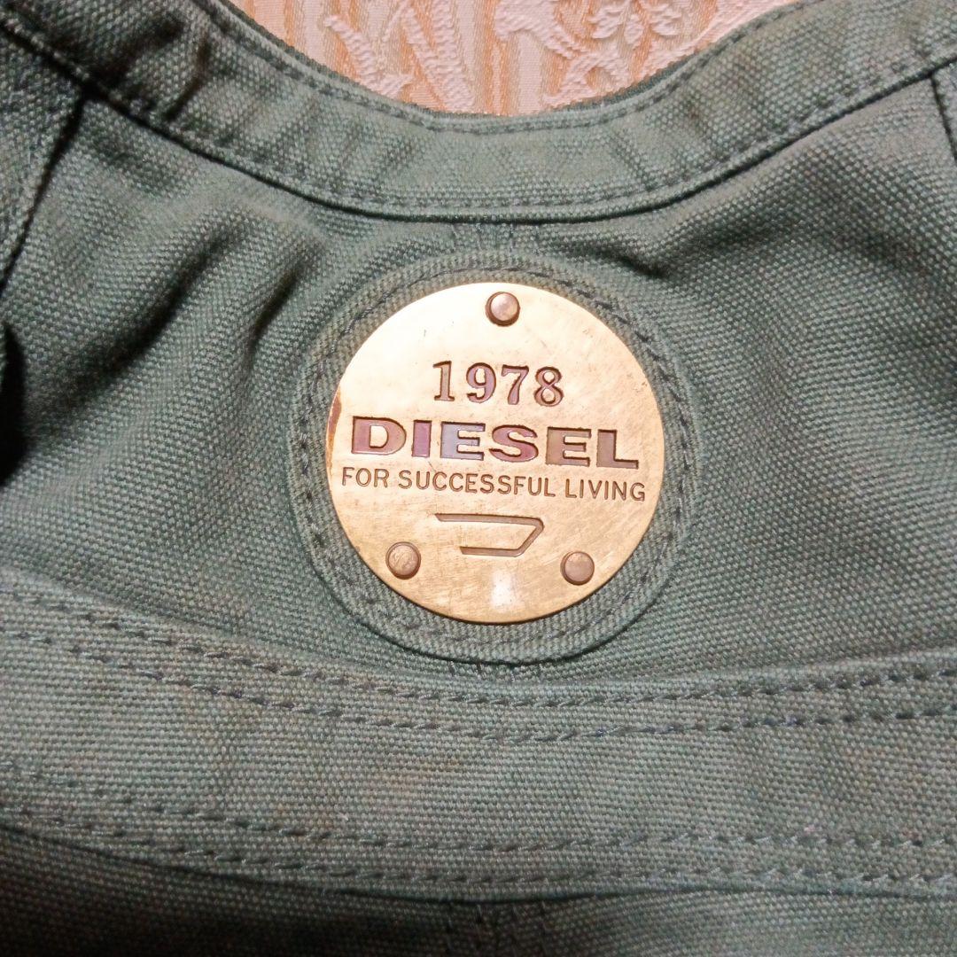DIESEL ダークグリーン ショルダーバッグ