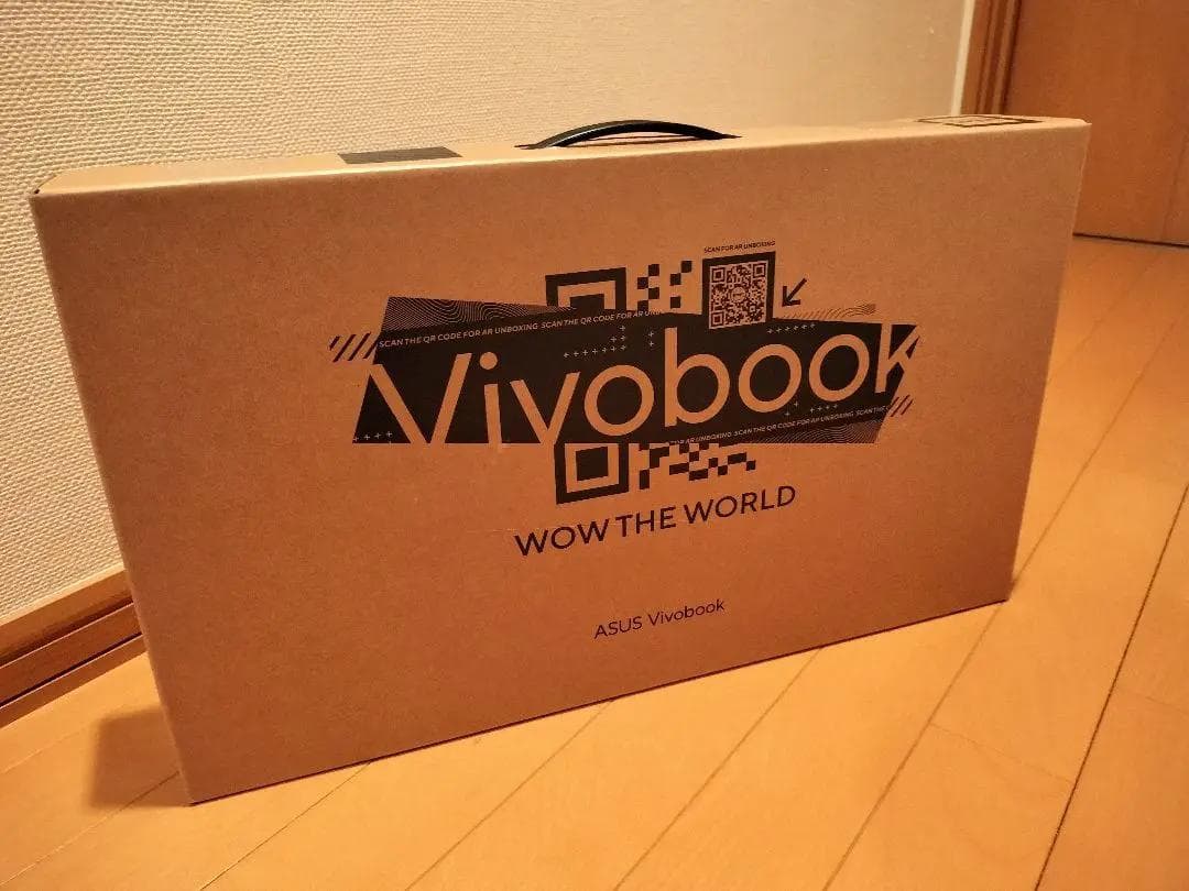 Asus vivobook X1704VA 17.3型ディスプレイ