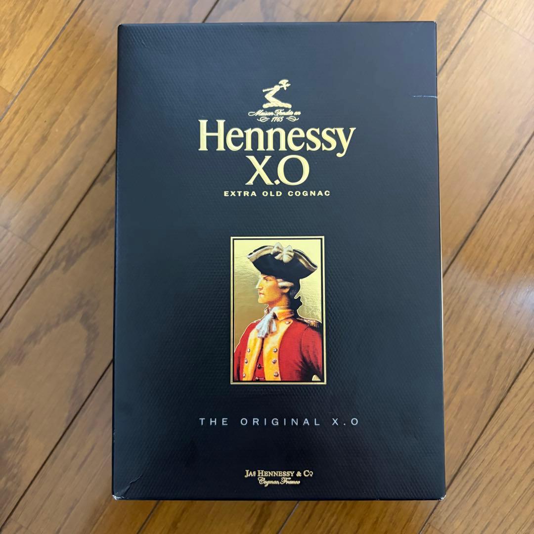 ヘネシーXO コニャック　ギフトボックス　700ml