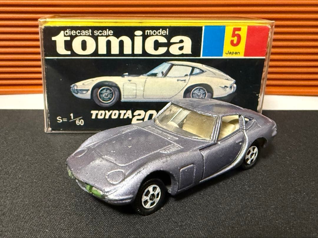 TOMICA　トミカ　トヨタ2000GT　銀色　1Aホイール　色指定箱