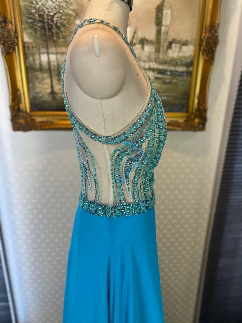 未使用傷あり☆水色ビーズ装飾ロングドレス