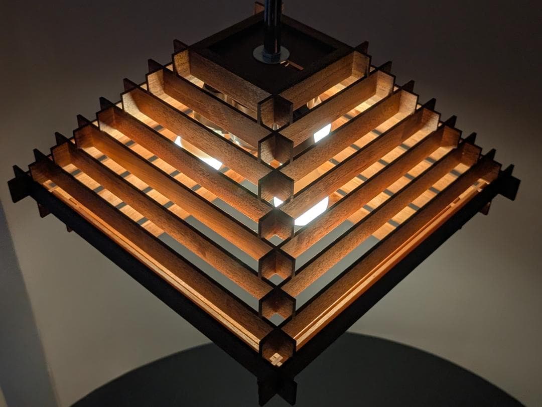 USED ZEONG 廃番 スクエア 3灯 ペンダントランプ ライト 北欧モダン