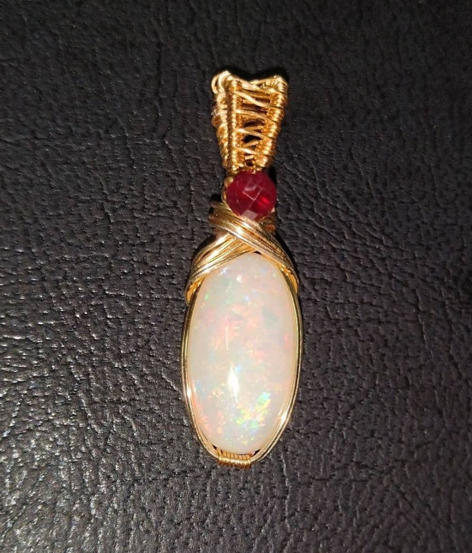 Kgf14 宝石ルース 希少石 ウォーターオパール レッドスピネル ペンダント