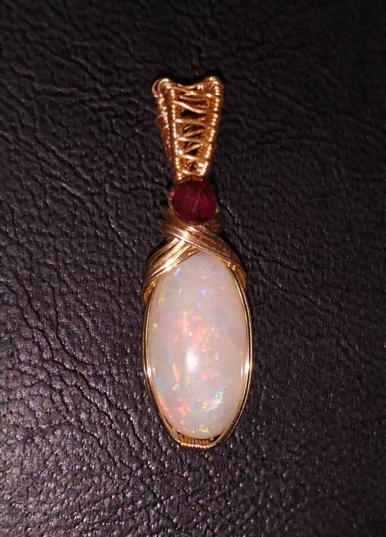 Kgf14 宝石ルース 希少石 ウォーターオパール レッドスピネル ペンダント