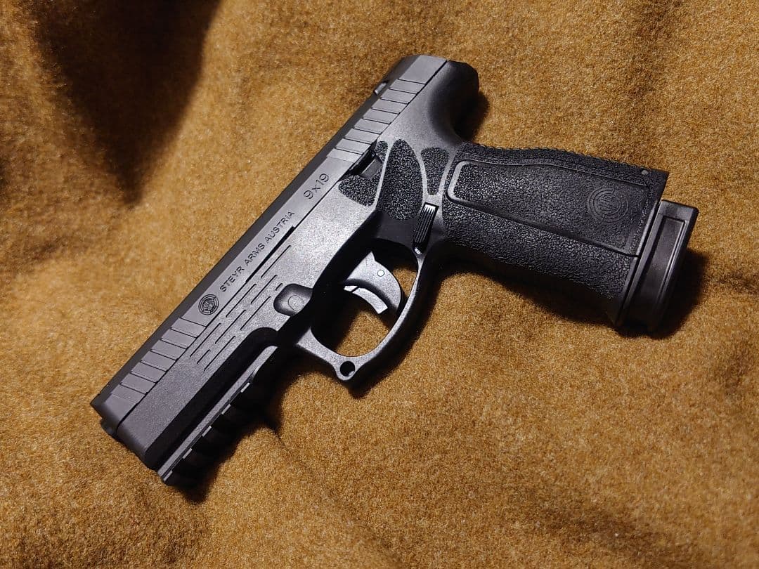 Carbon8 カーボネイト STEYR L9A2 CO2 ブローバック