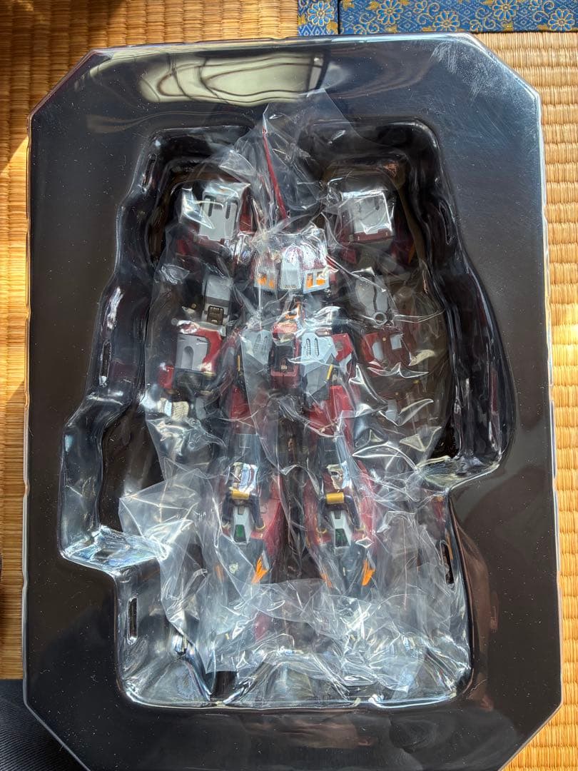 鉄機巧　アルトアイゼン