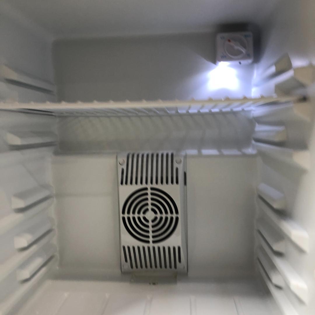 【送料無料】 サンルック SR-R4802 電子冷蔵庫 48L 250529