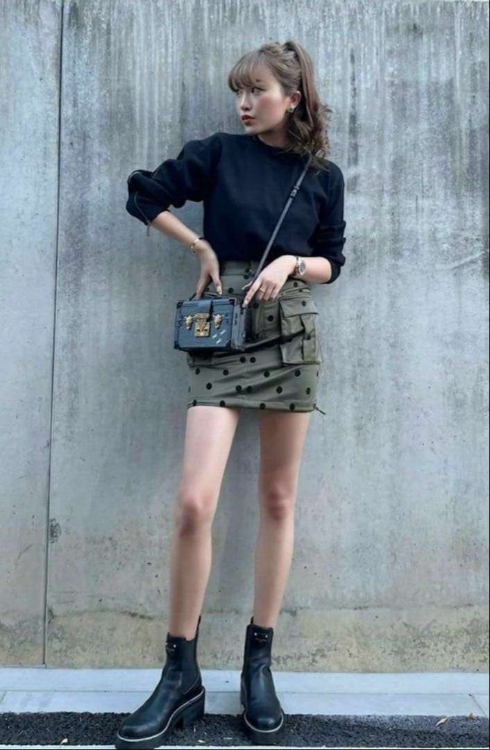 sheller♡シェリエ♡ドットカーゴスコートkhaki、Ｓsize