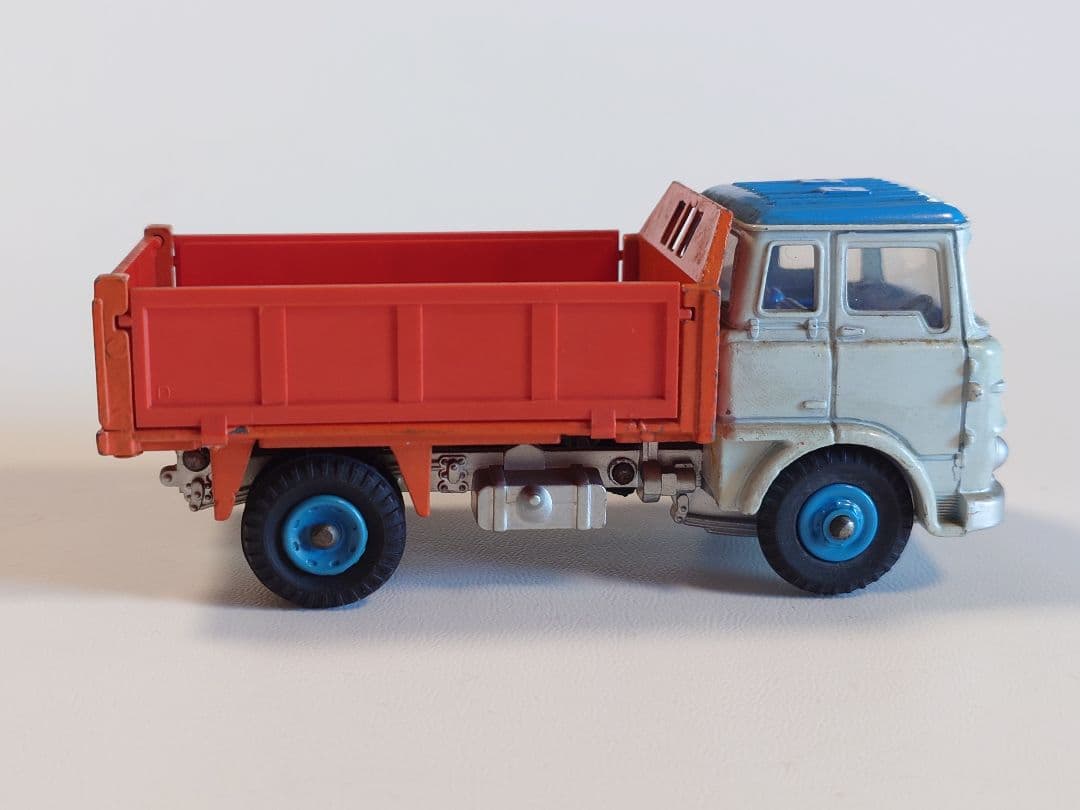 【SALE】DINKY No.435 BEDFORD TK TIPPER