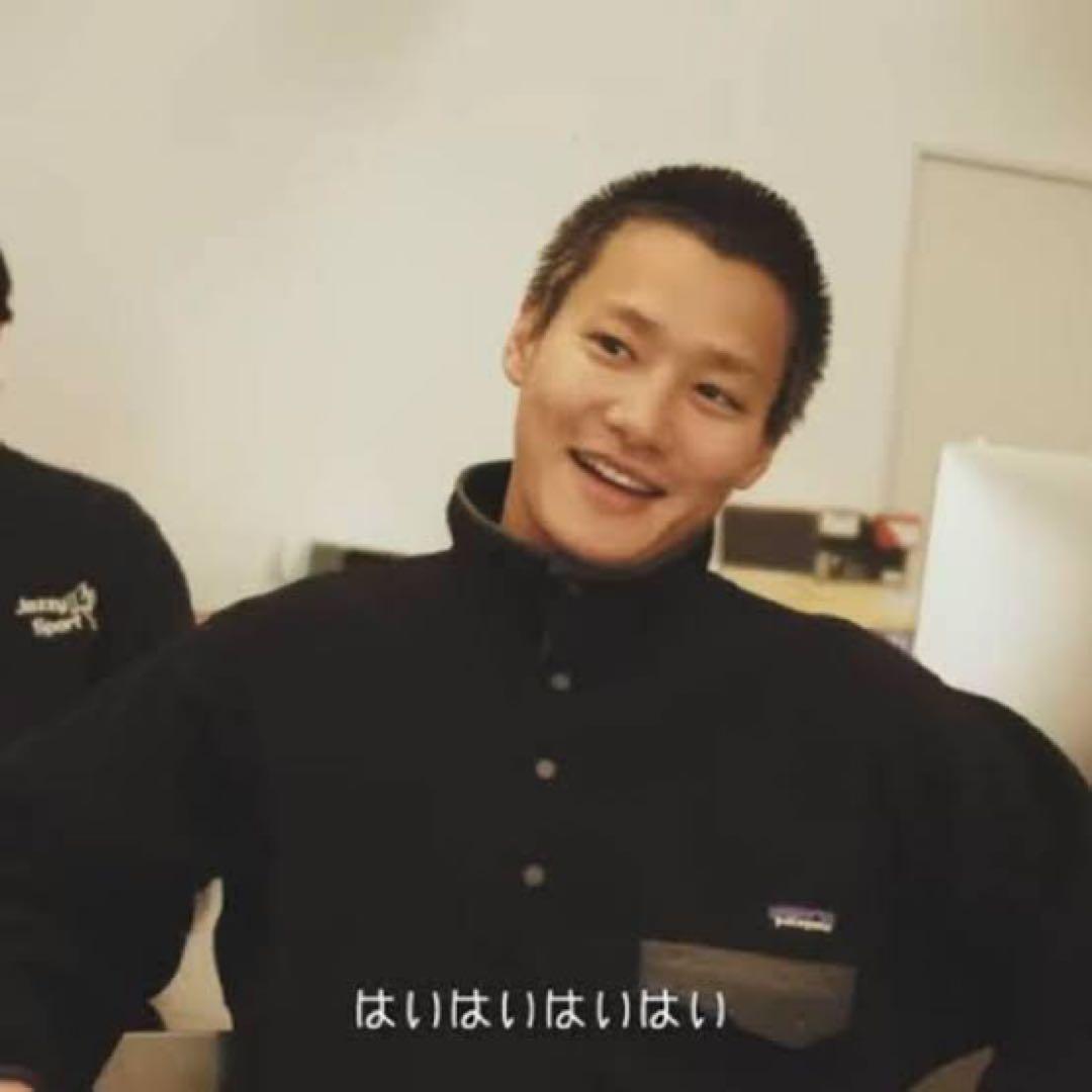 XL極美品 野村周平 黒 Patagonia シンチラ パタゴニア スナップT