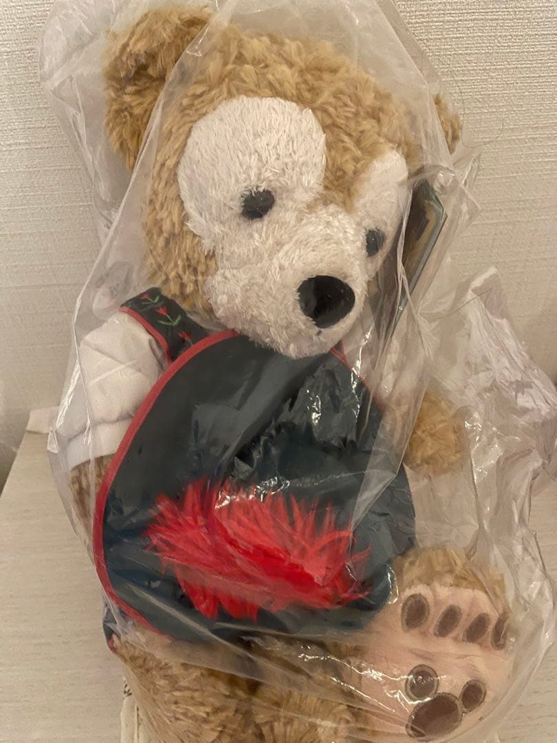 アメリカディズニーパーク購入　　　　　　　ダッフィー未使用タグ付　別売り服着用