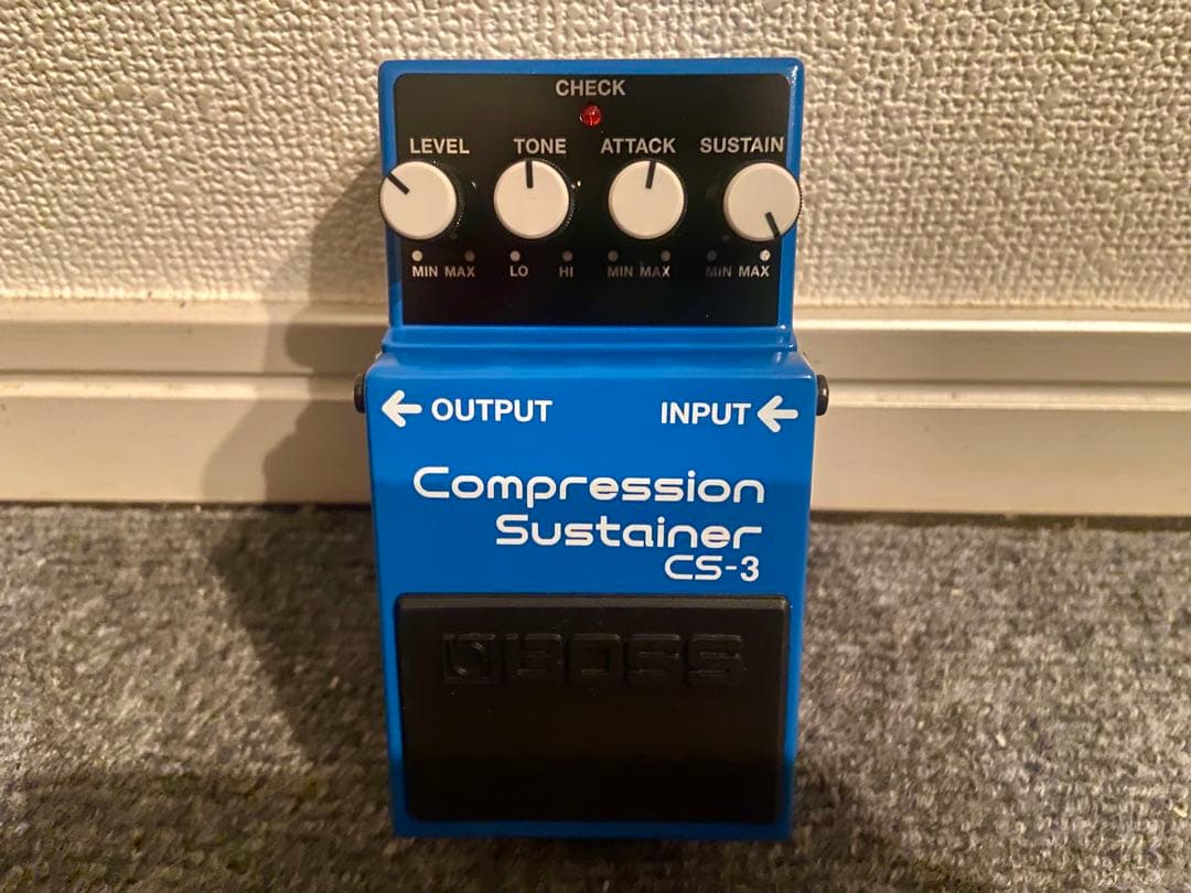 【新品同様・極美品】BOSS CS-3 Compressor