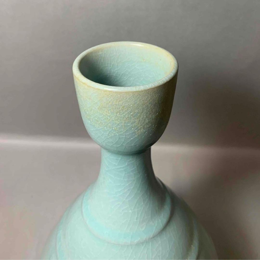 中国 横筋のある瓶　u6230950