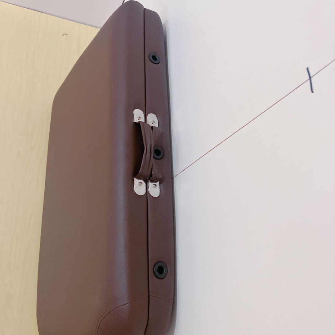 折りたたみ　エステベッド　マッサージベッド　持ち運びカバー付き　簡易ベッド