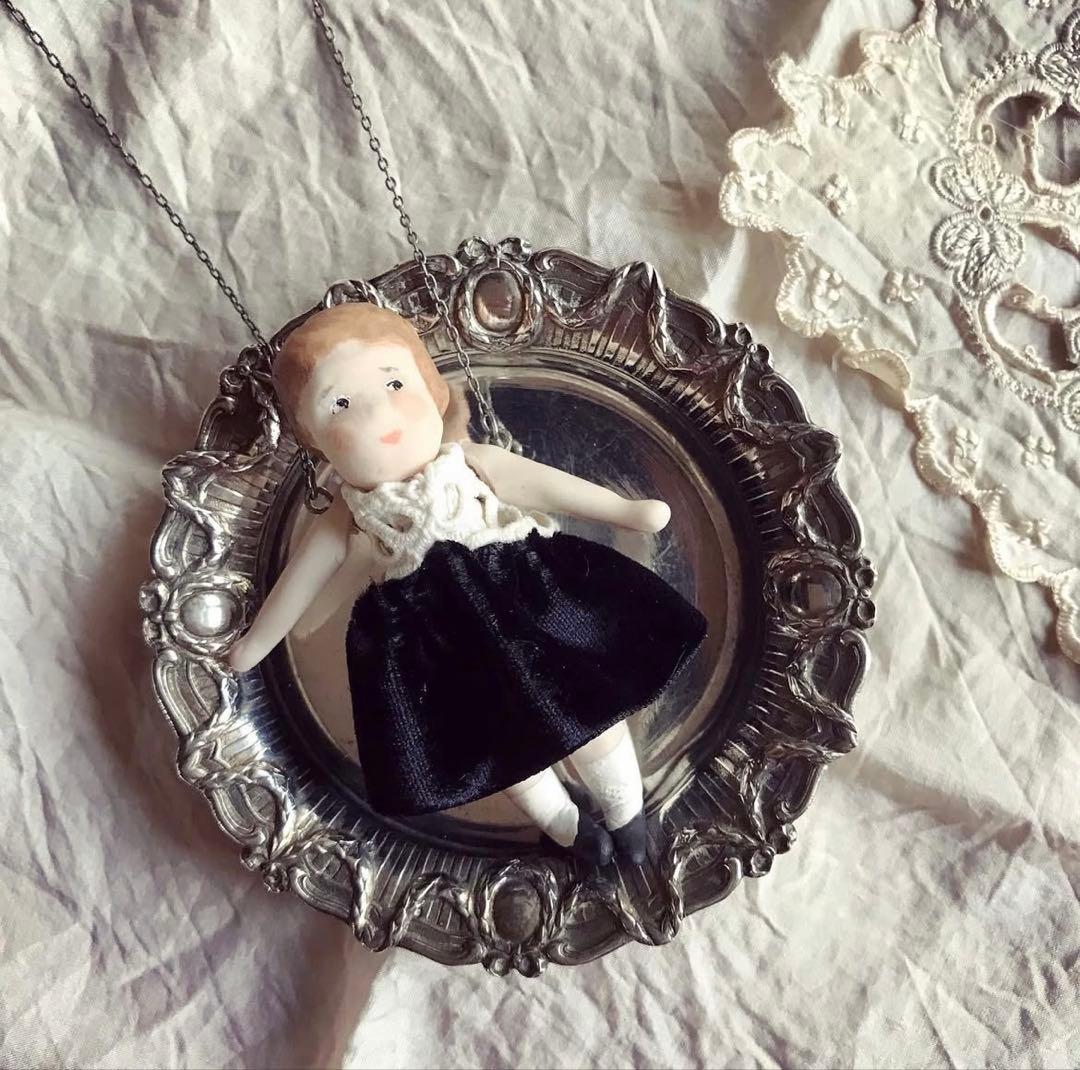 unon doll お洒落なビスク風ドール　ペンダントにも♡