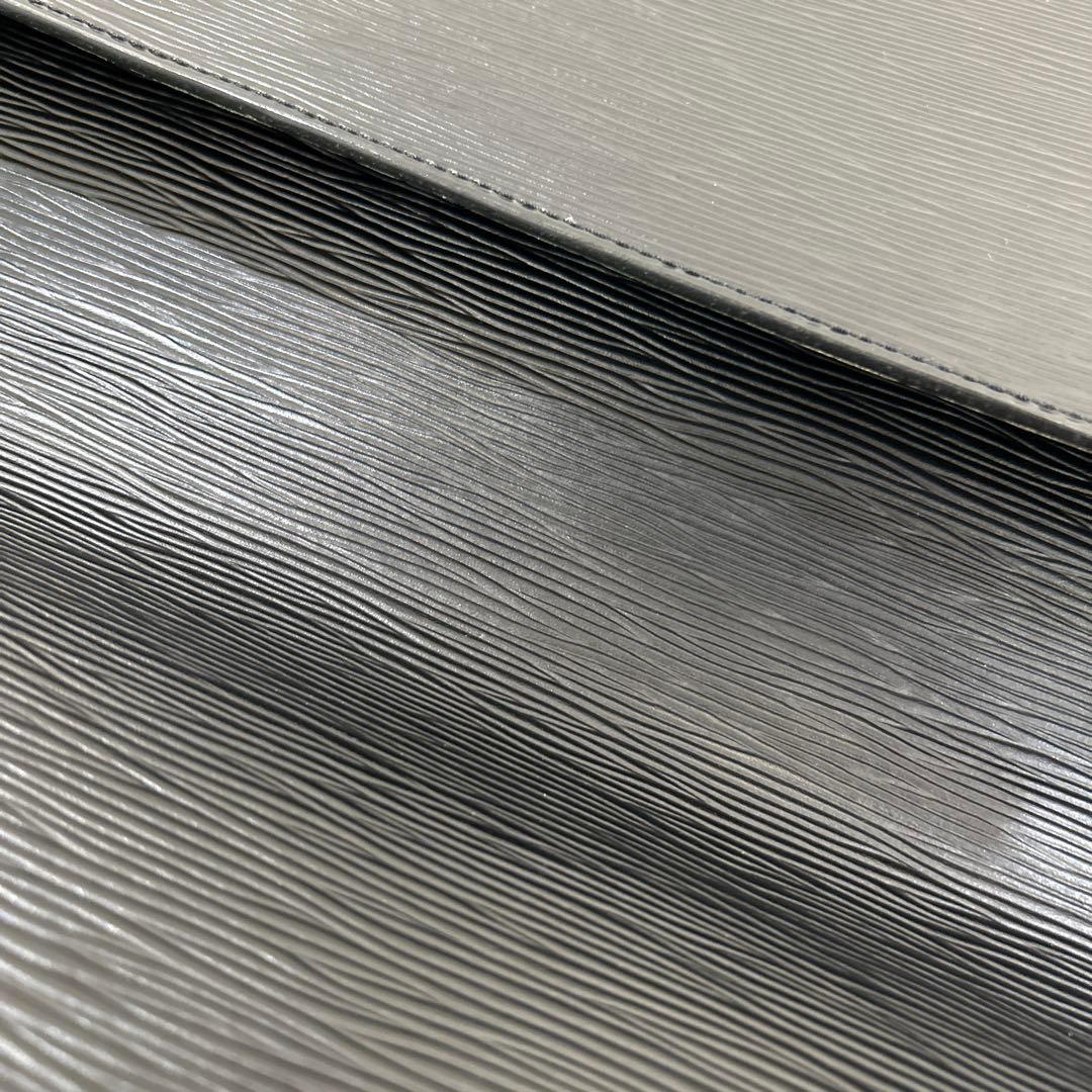 ブリーフケース　ルイヴィトン　エピ　コンセイエ　ブラック