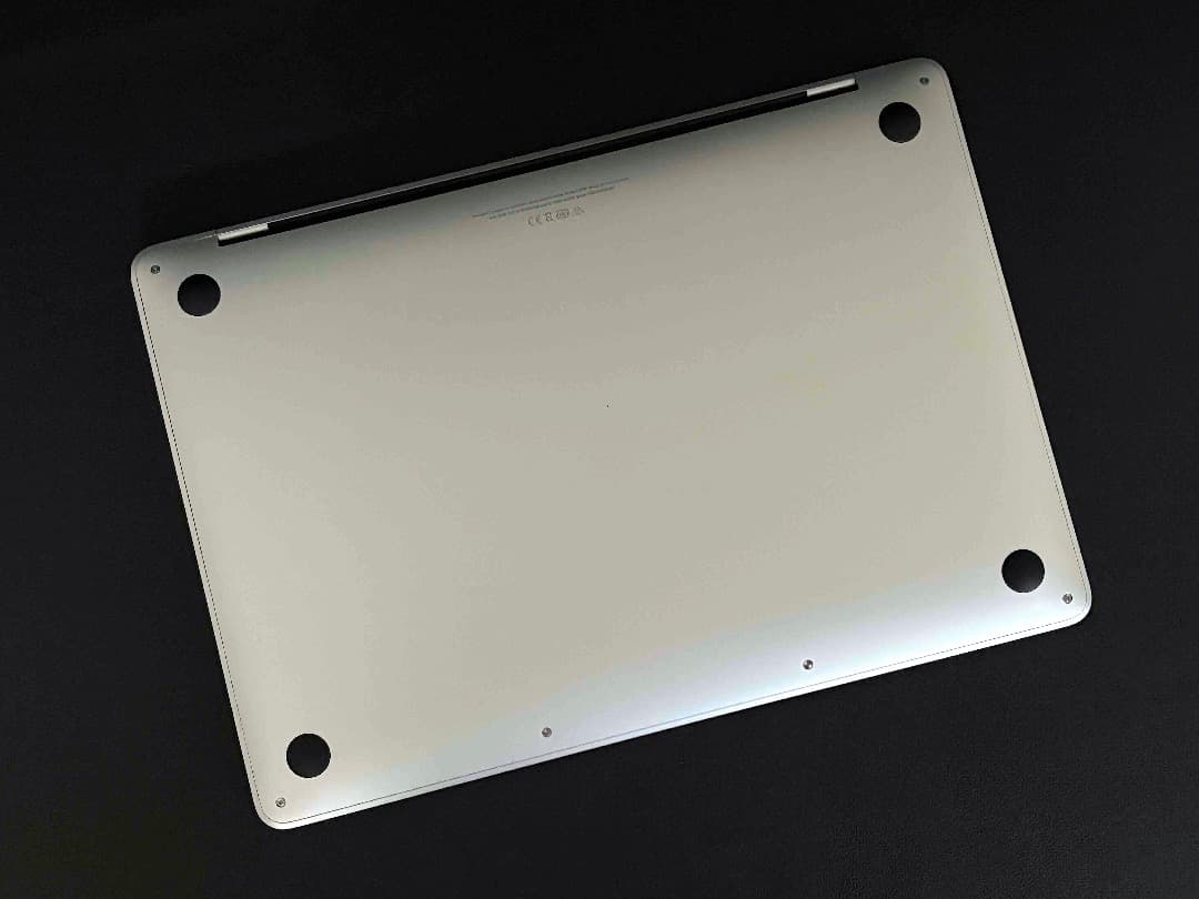 たつたつMacBook Pro 13.3㌅ M1 2020 A2338