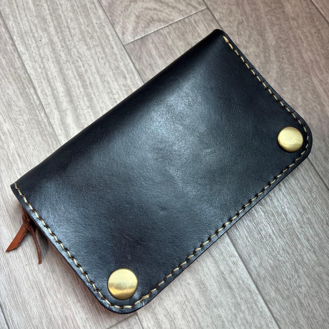 【週末セール】【茶芯】ブラック×ブラウン　ミドルトラッカーウォレット　真鍮