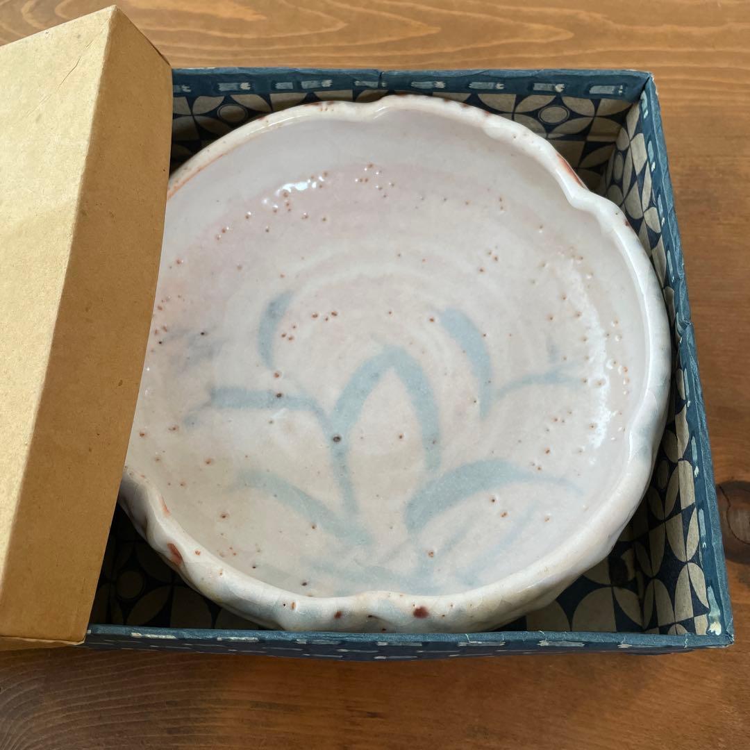 【銘あり】作家物？ 陶芸 銘『雪窓枝三河窯』共布付 志野風 鉢