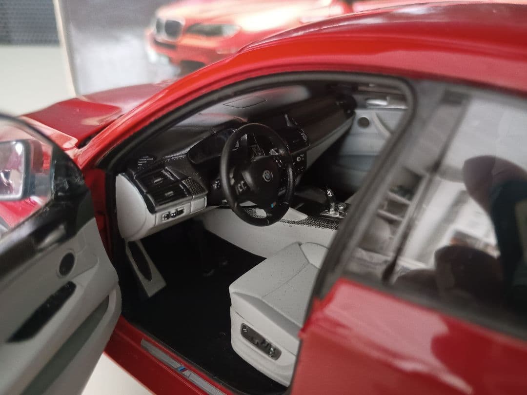 京商 kyosho BMW X6M E71M 2009 1/18