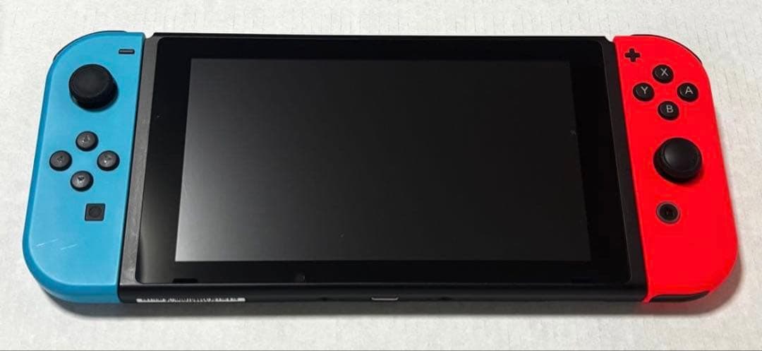 m*m様 Nintendo Switch 中古美品