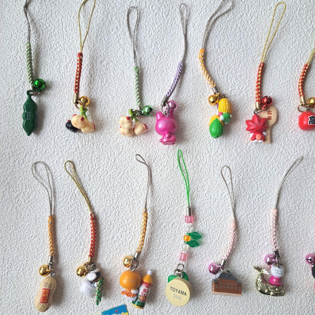 ご当地キティ　根付　他　71個　まとめ売り