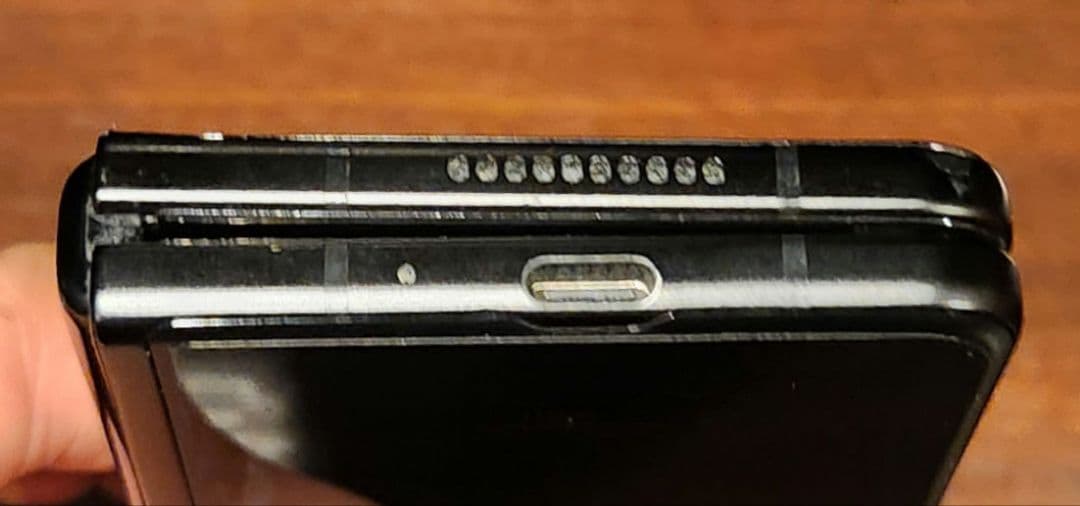 Galaxy Z Fold 3 5G 国内版 au(SCG11)