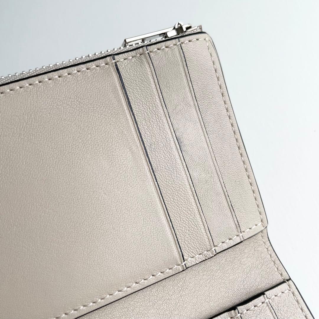 LOEWE ロエベ 三つ折り財布 バーティカル ウォレット グリーン ほぼ新品