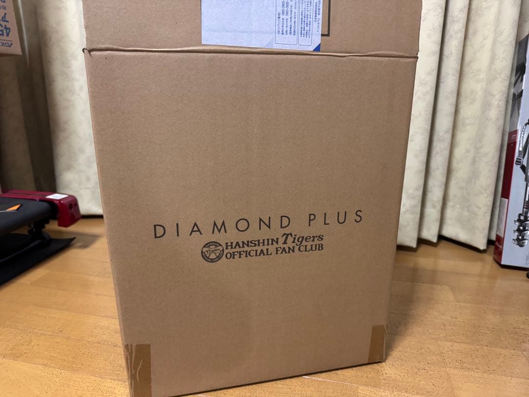 阪神タイガース スーツケース 2024 ダイヤモンドプラス おまけ2024タオル