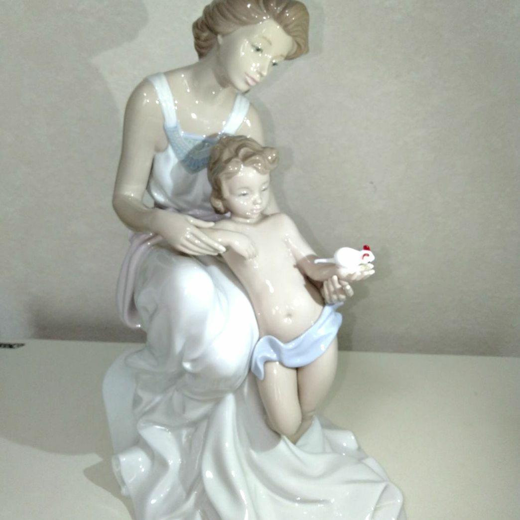 大型リヤドロ人形　「幼きころ」　訳あり　１体　絶版品