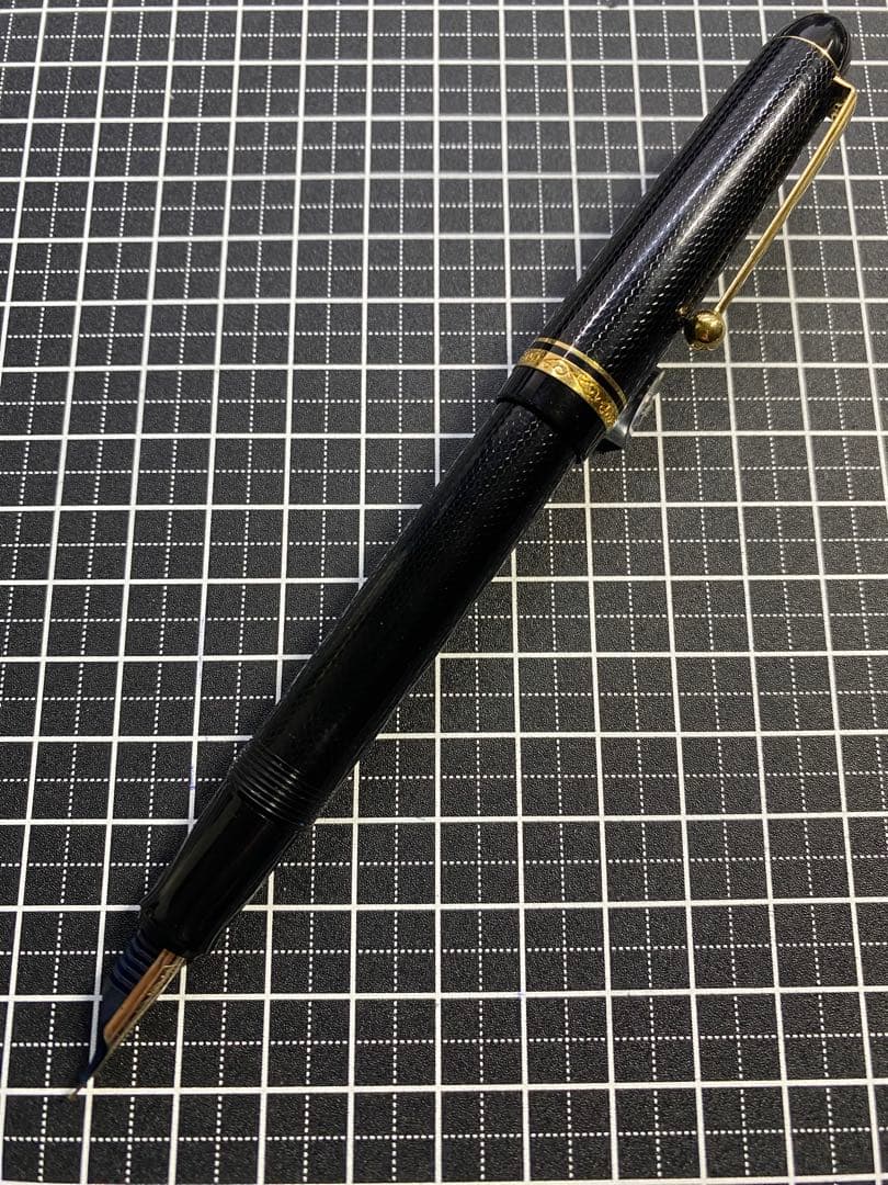 PILOT CUSTOM 網目　万年筆　字幅M