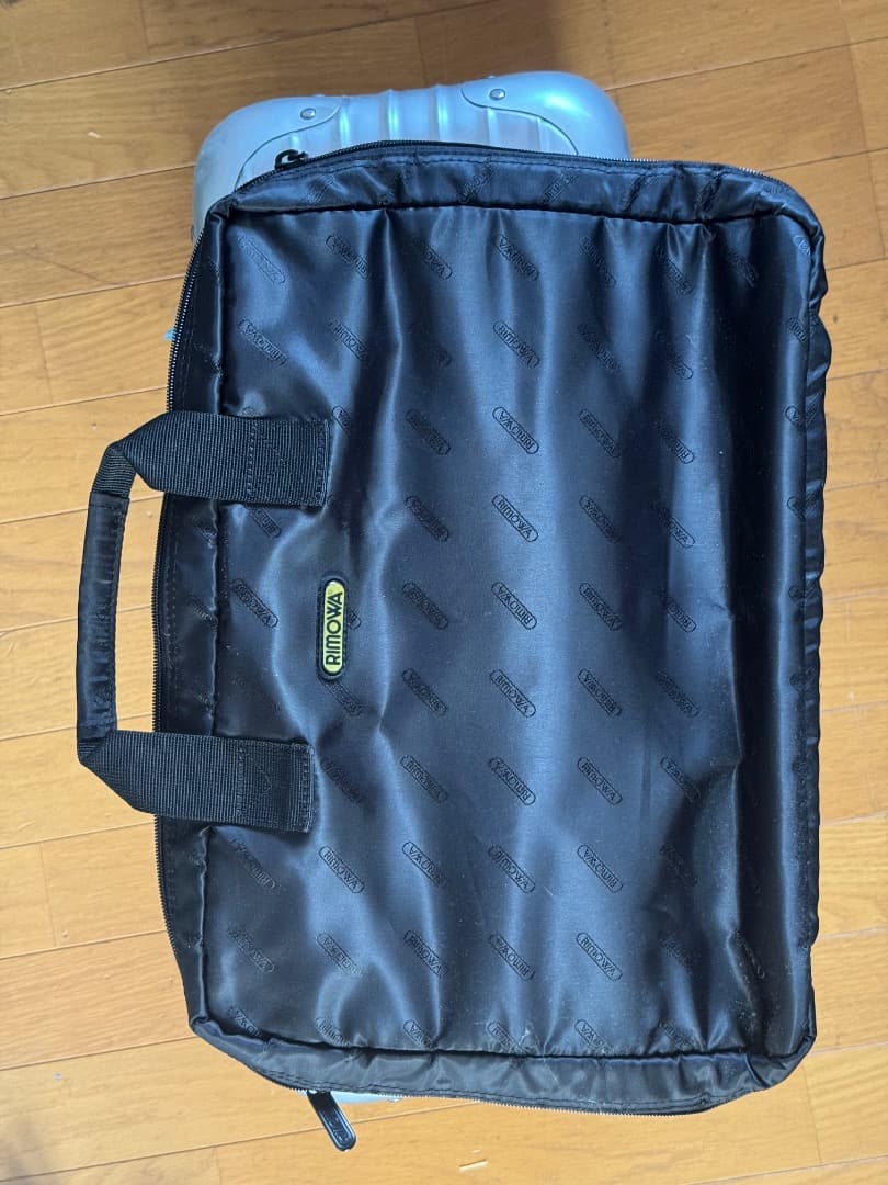 RIMOWAリモワ トパーズ2輪パイロット・トロリーリモワロゴPC対応バッグ付!