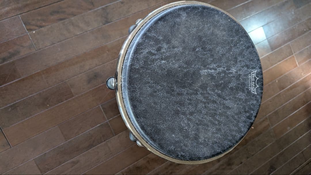 Remo製　Apexジャンベ （12”）