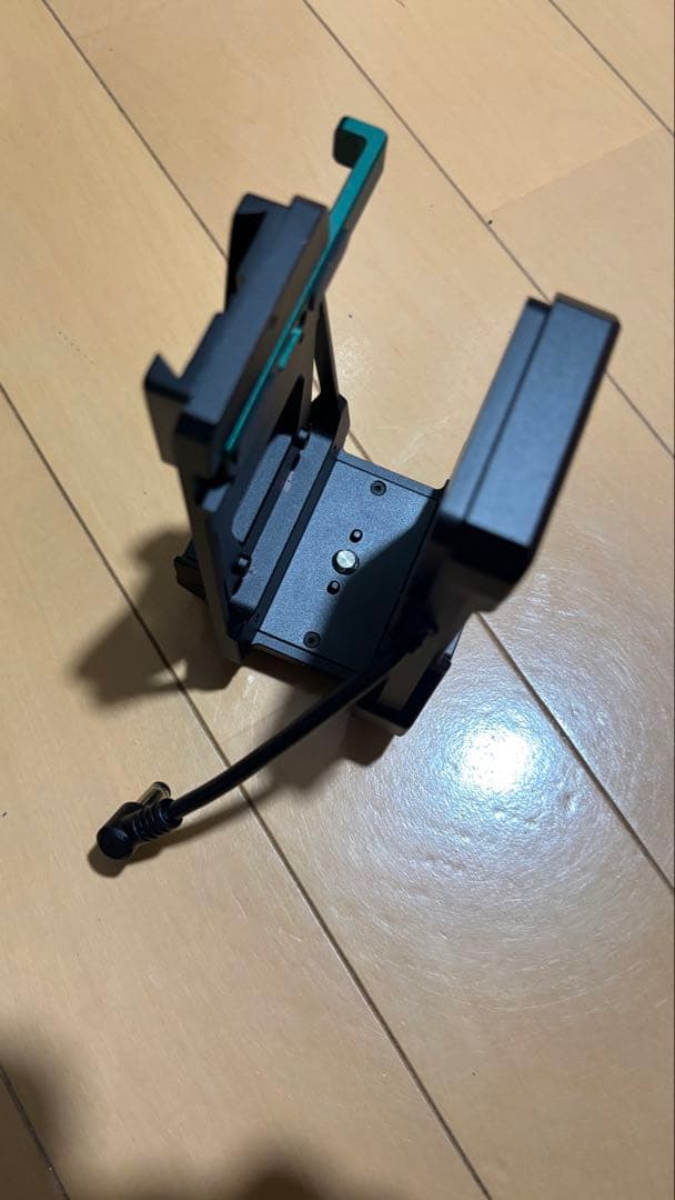 ビデオカメラ Accsoon V Lock Adapter