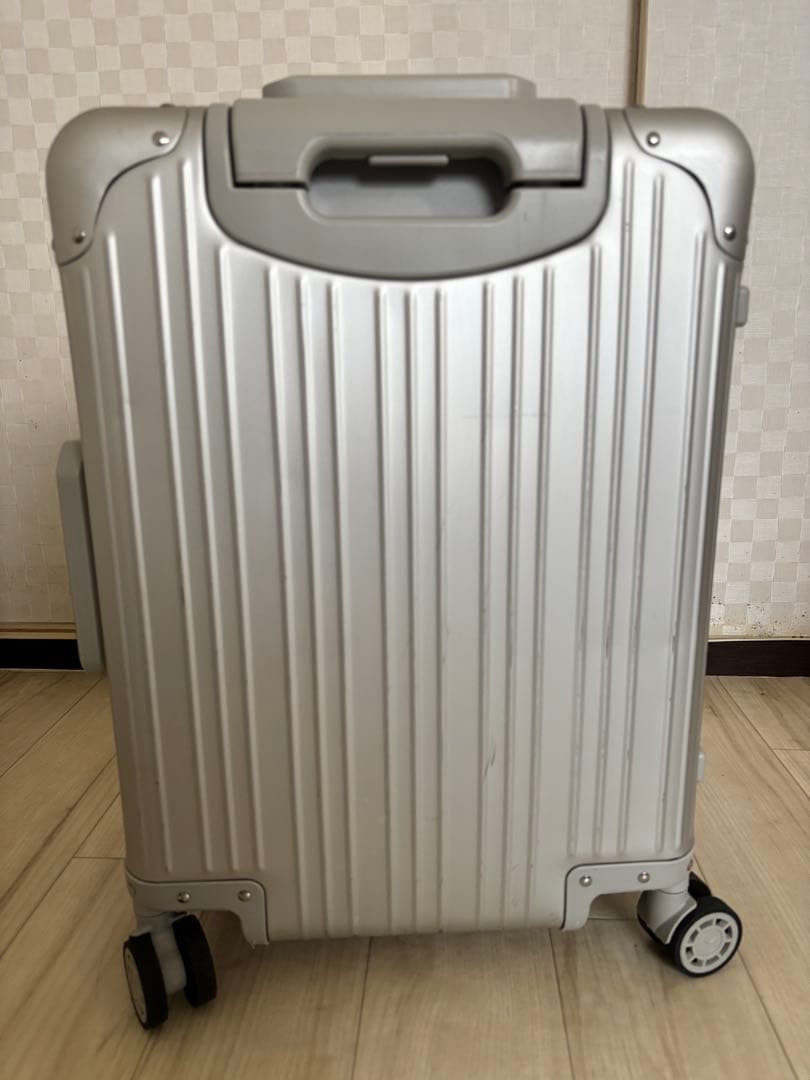 メルセデス・ベンツ オリジナルアルミスーツケース