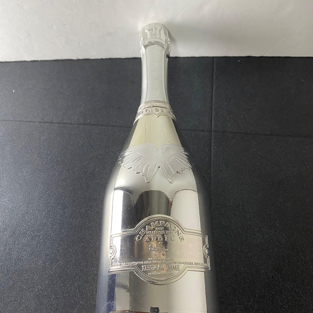 エンジェル シャンパン プラチナ　ヴィンテージ　2004 ケース付き　180