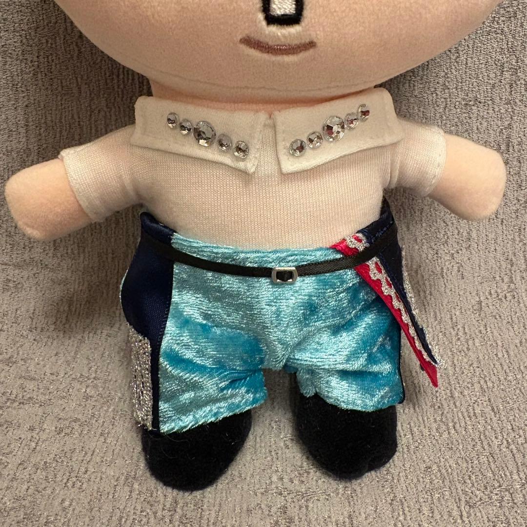 Lily•*¨*•.¸♬︎