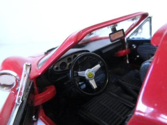 特価 Hot Wheels 1/18 フェラーリ Dino 246GTS レッド