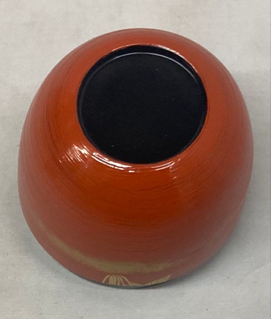 B532b「春の野蒔絵 朱刷目 中棗」熊谷秀穂作　共箱　薄茶器　茶道具