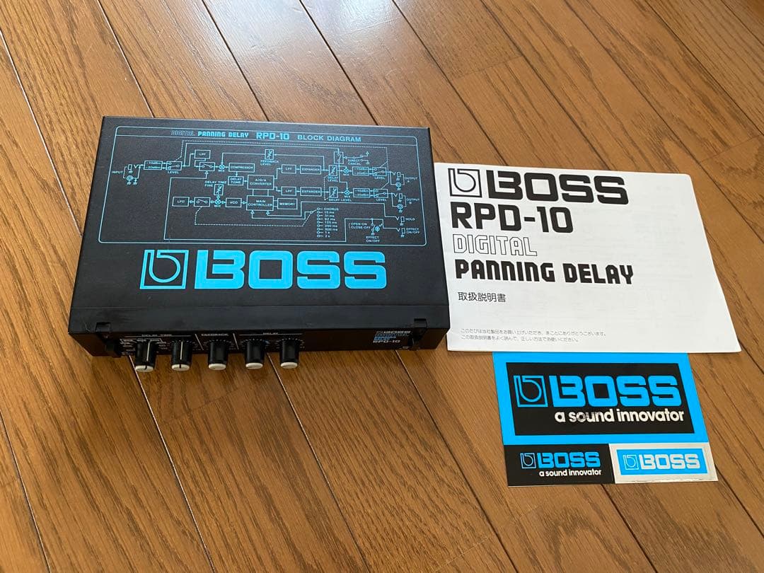 ギター BOSS PANNING DELAY