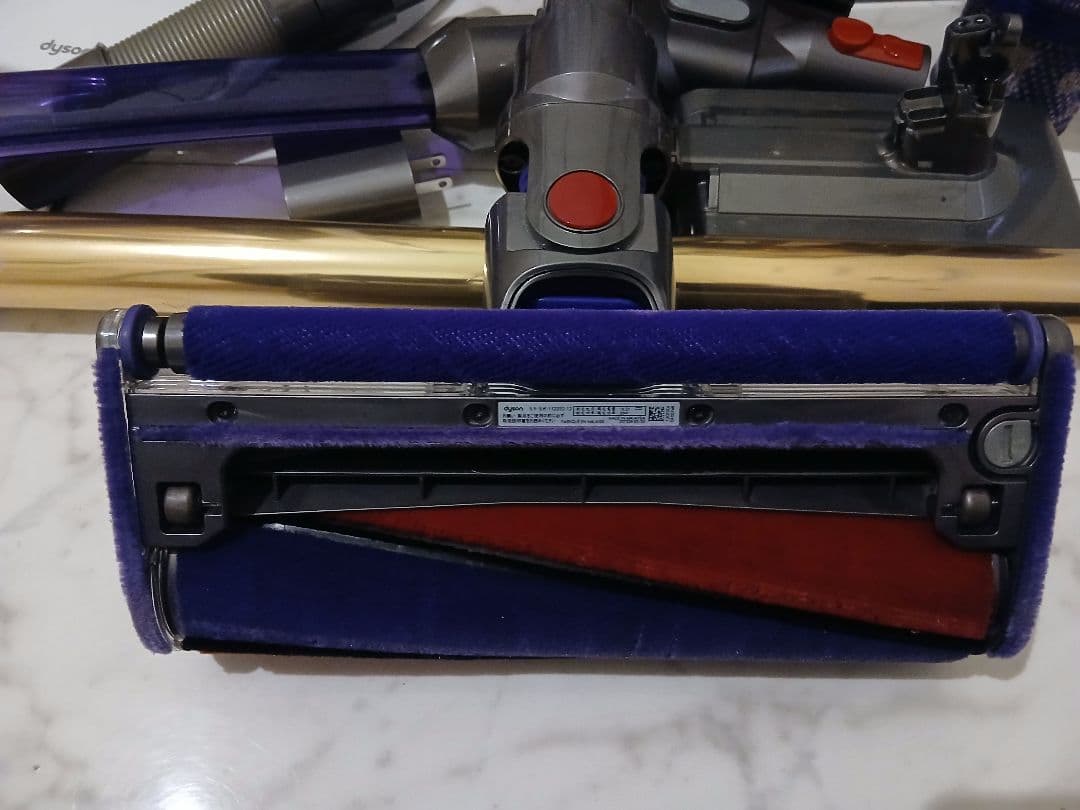 t*5様 Dyson sv14充電スタンド、予備バッテリー付 403